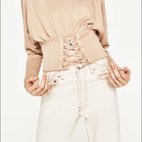 Zara Tops - NWT ZARA Raglan sleeve top with corset waist
